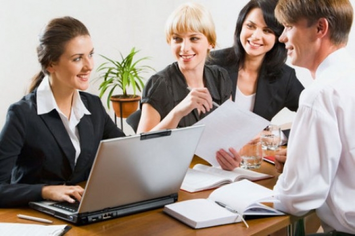 Латвия - третья в Евросоюзе по росту оплаты рабочей силы