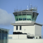 В Рижском аэропорту в двигатель самолета попала чайка