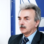 Глава КС: по введению евро необходим референдум