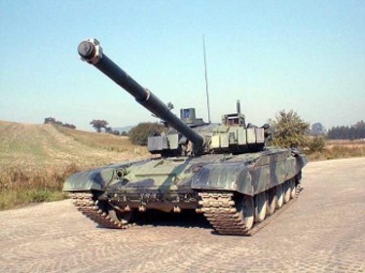 По Таллиннскому шоссе проедут колонны военной техники