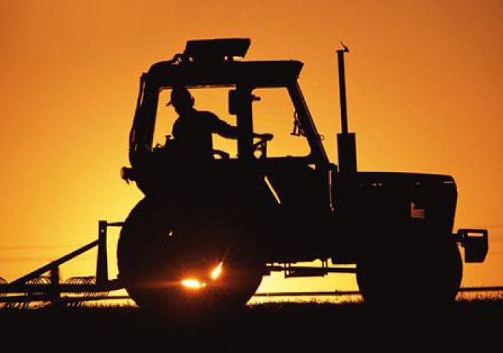 Акция протеста на советском тракторе даст старт в Таллинне