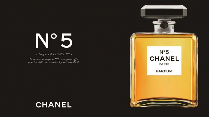 Chanel №5 могут признать опасными для здоровья