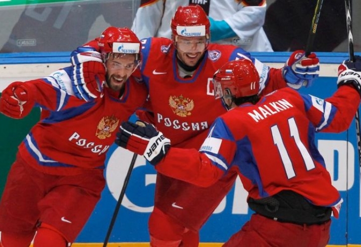 Хоккейная сборная России уступила чехам