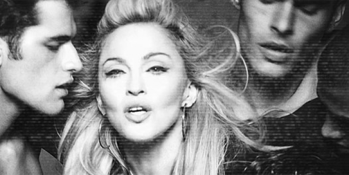 Мадонну обвинили в посягательстве на обороноспособность России