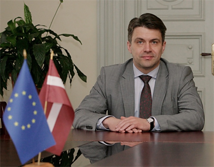 Омбудсмен указал на преступные действия государства