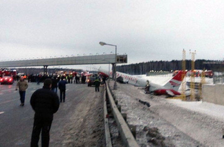 Семьям погибших в аварии Ту-204 выплатят по 1 млн рублей