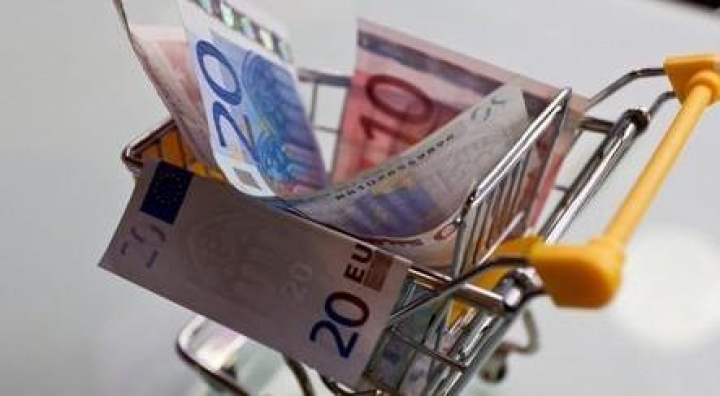 Латвия влезла в миллиардный долг под низкий процент