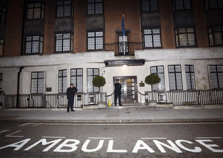 В больницу Кейт Миддлтон позвонила фальшивая королева