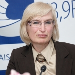 Цирцене готовится к встрече с семейными врачами