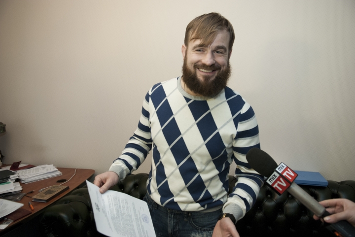 Члену партии ЗаРЯ вернули изъятый компьютер, возможно — «с жучком»