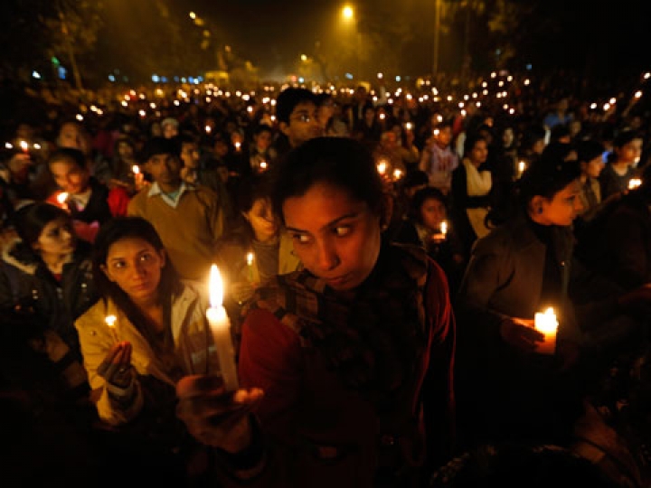 В Индии простились с жертвой изнасилования в Дели