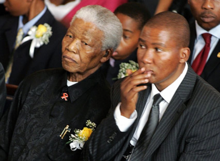 Нельсон Мандела перенес операцию на желчном пузыре