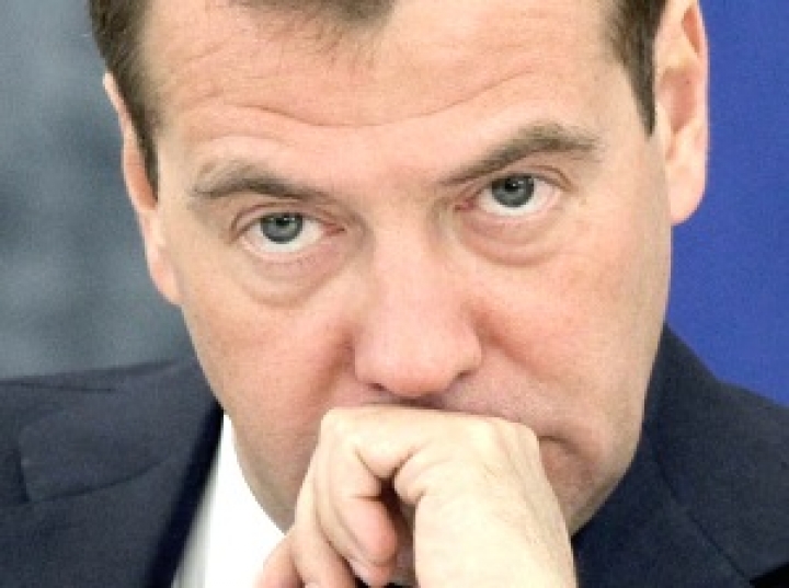 Медведев поздравил лауреатов фестиваля «Созвездие мужества»