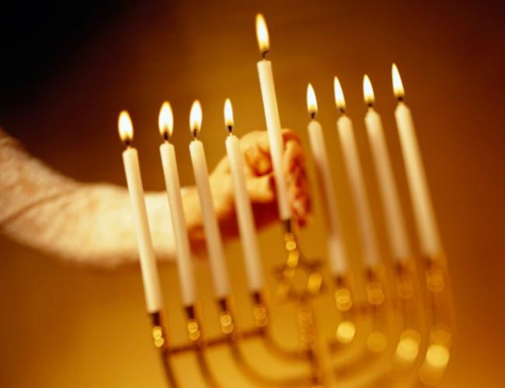Евреи начинают отмечать Хануку
