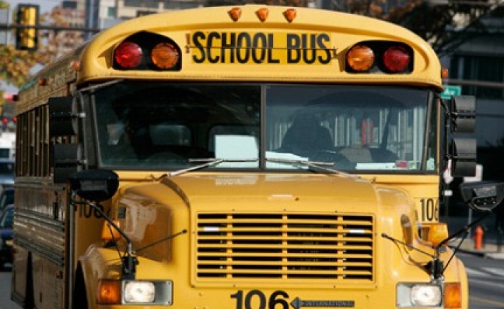 В Америке 12-летняя девочка остановила неуправляемый автобус