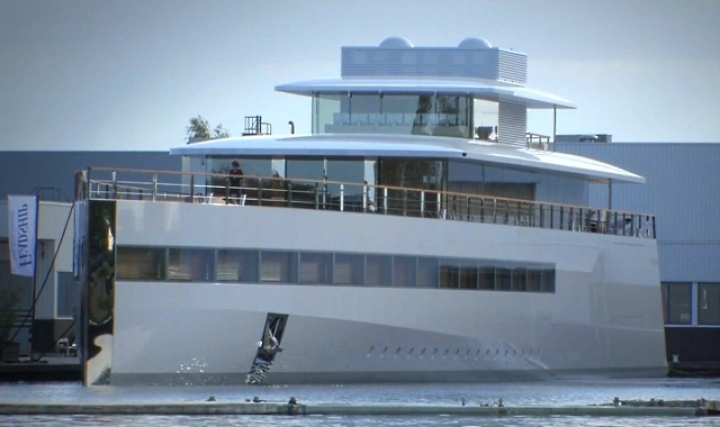 Яхту Стива Джобса арестовали за долги