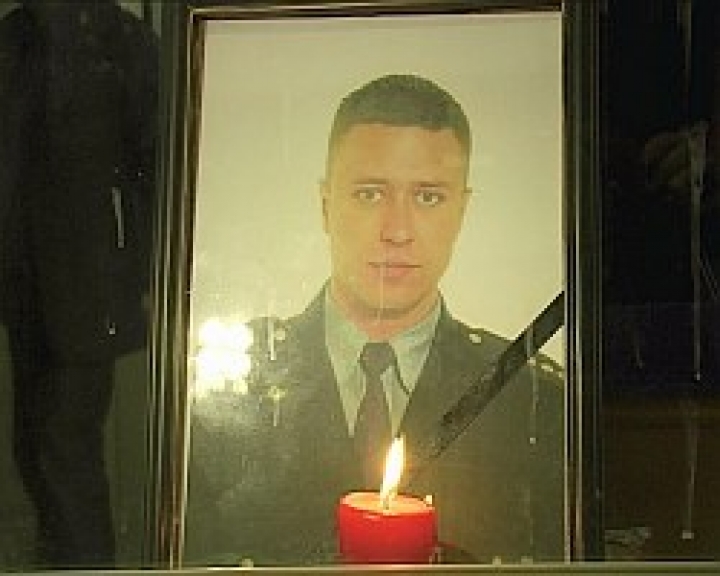 Родным екабпилсского полицейского выплатят 50 тысяч латов