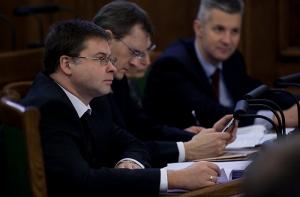 Президент поддерживает переоценку министров