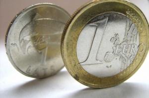 Банк Латвии не потеряет ни лата при переходе на евро