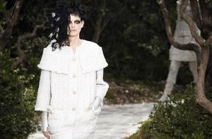 Высокая мода в Париже: Chanel, Dior и другие (ФОТО)