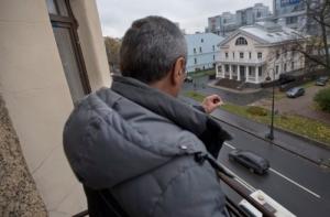 Более строгие ограничения на курение поддерживают 60% населения
