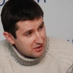 Депутаты рассказали, кто заслуживает больших зарплат (АУДИО)