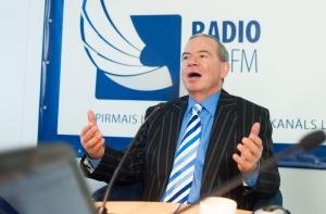 Лембергс: премьер обманул СЗК и фермеров