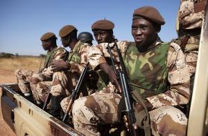 Россия предложила Франции помощь в транспортировке войск в Мали