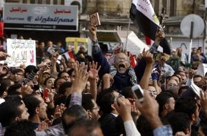 Египет: похороны погибших вылились в новые беспорядки