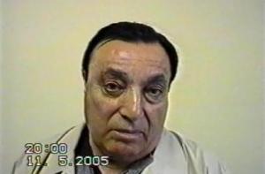 В Москве прощаются с Дедом Хасаном: на кладбище никого не пускают