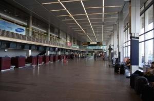 Число пассажиров в Рижском аэропорту сократилось на 6,5%