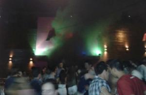 При пожаре в бразильском ночном клубе погибли 90 человек