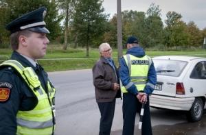 Полиция необоснованно штрафует рижских водителей (ВИДЕО)