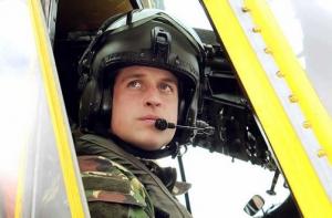 Внук британской королевы отметил Новый год, спасая людей и собаку