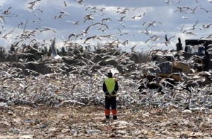 На Урале сошли с рельсов цистерны с кислотой