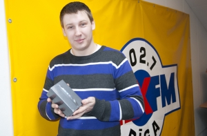 Победитель конкурса MIX-РЕПОРТЕР забрал свой iPhone 5