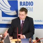 Премьер: дорожно-строительной отрасли крах не грозит