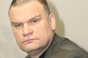 Политолог: премьер давно «потерял лицо»
