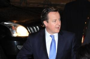 Британия лишает мигрантов льгот