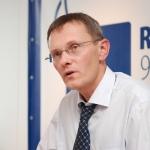 Глава Минфина отправился в Вильнюс на встречу министров на автобусе