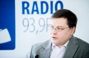 Премьер-министр обсудит с банками вопросы введения евро