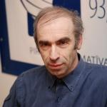 Профессор: эмиграция из Латвии не уменьшилась