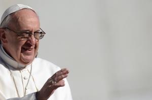 Папа Франциск призвал страны укреплять дружбу народов