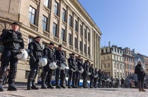 Элерте обвинила Рижскую думу в намеренной провокации 16 марта