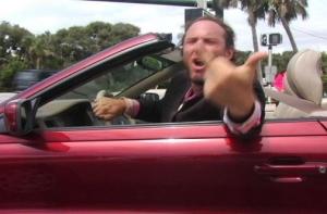 Мошенники продают водительские права через социальные сети