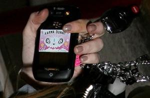 Латвийцев терроризирует «телефонный маньяк»