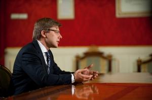 Названы кандидаты в депутаты от «ЦС» и «Честь служить Риге»
