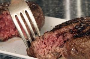 Еще в двух продуктах латвийской фирмы найдена конина