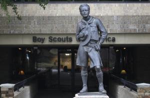 В бойскауты начнут принимать геев и лесбиянок