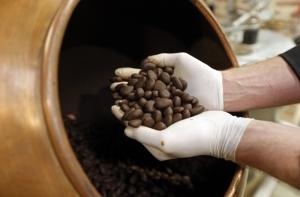 Ученые сумели обезжирить шоколад